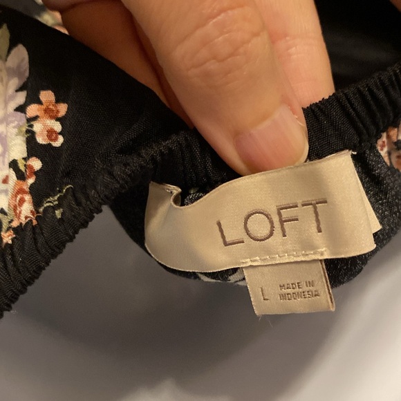 Loft Floral Blouse - Picture 7 of 8